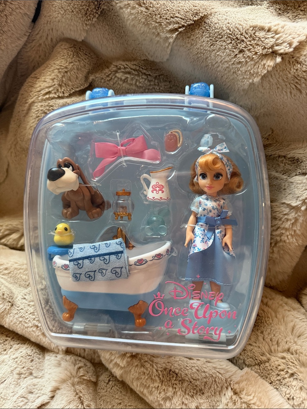 Disney Once Upon a Story Doll Bath Playset in Blue and Pink